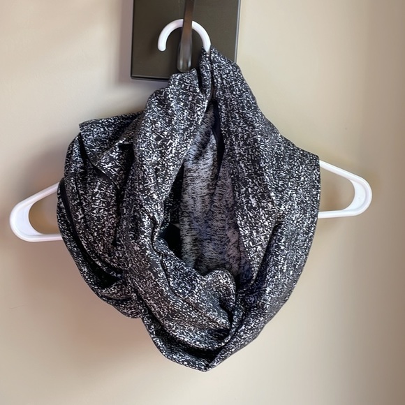 Meet your Posher, Shannon - Picture 2 of 5